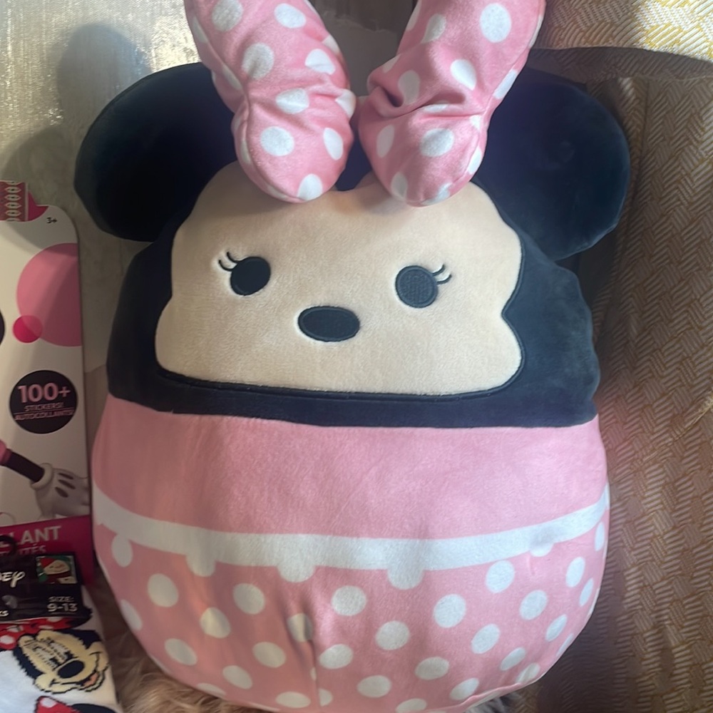 Minnie Mouse Bundle - Picture 2 of 6